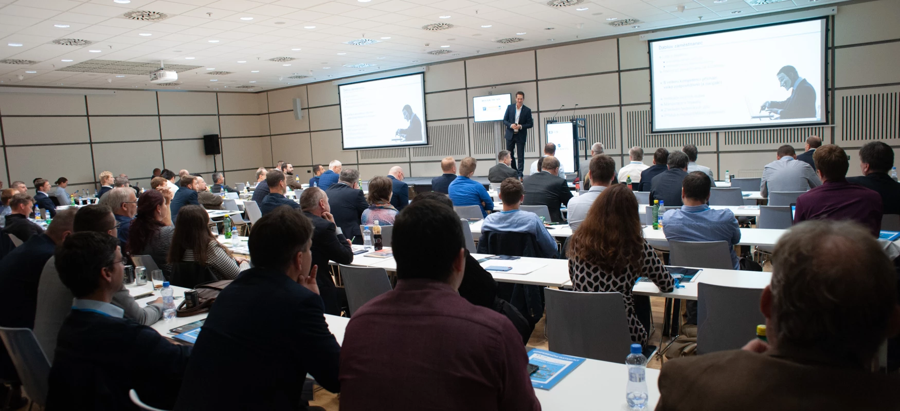 CIO Agenda 2018: Nezavírejte své ajťáky do sklepa!