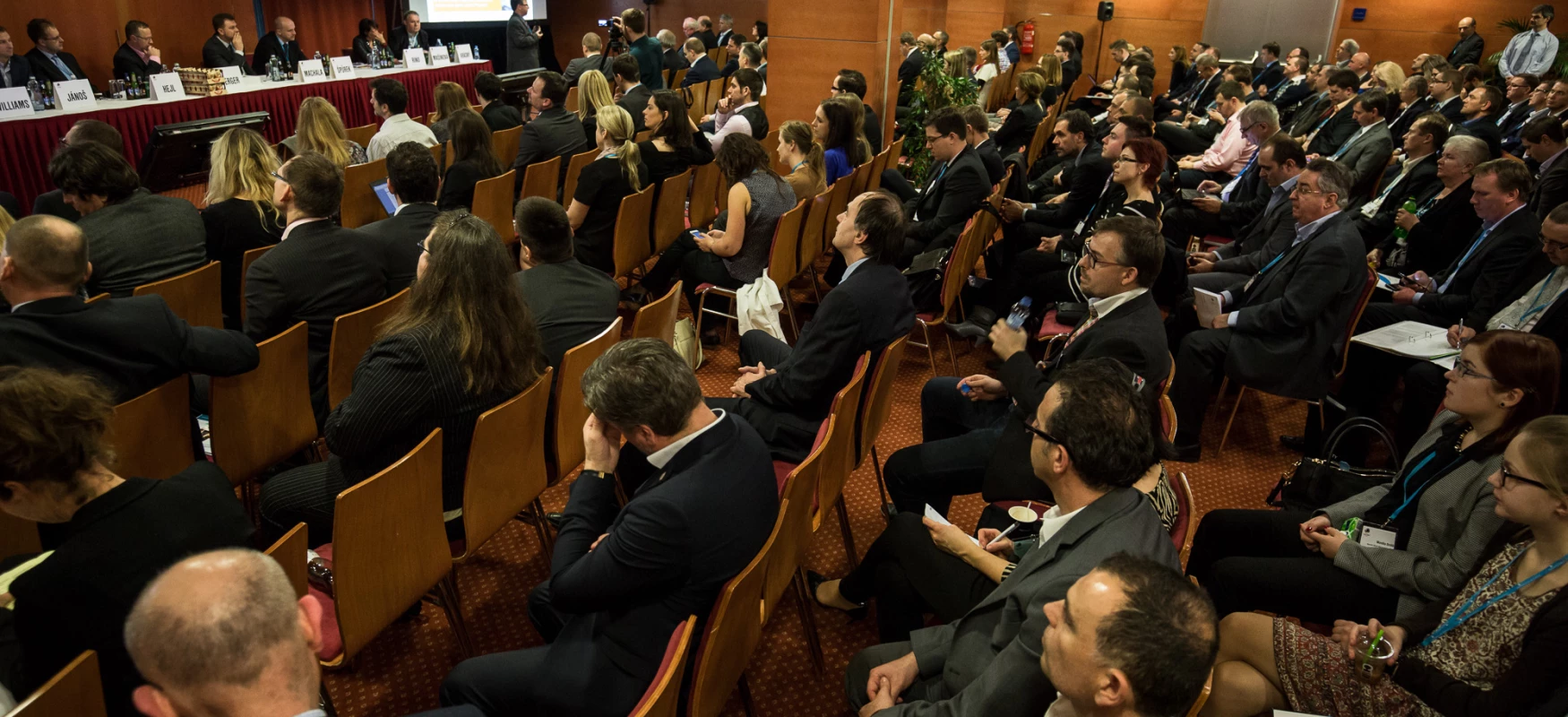 Retail Summit Newsletter (1b/2017)